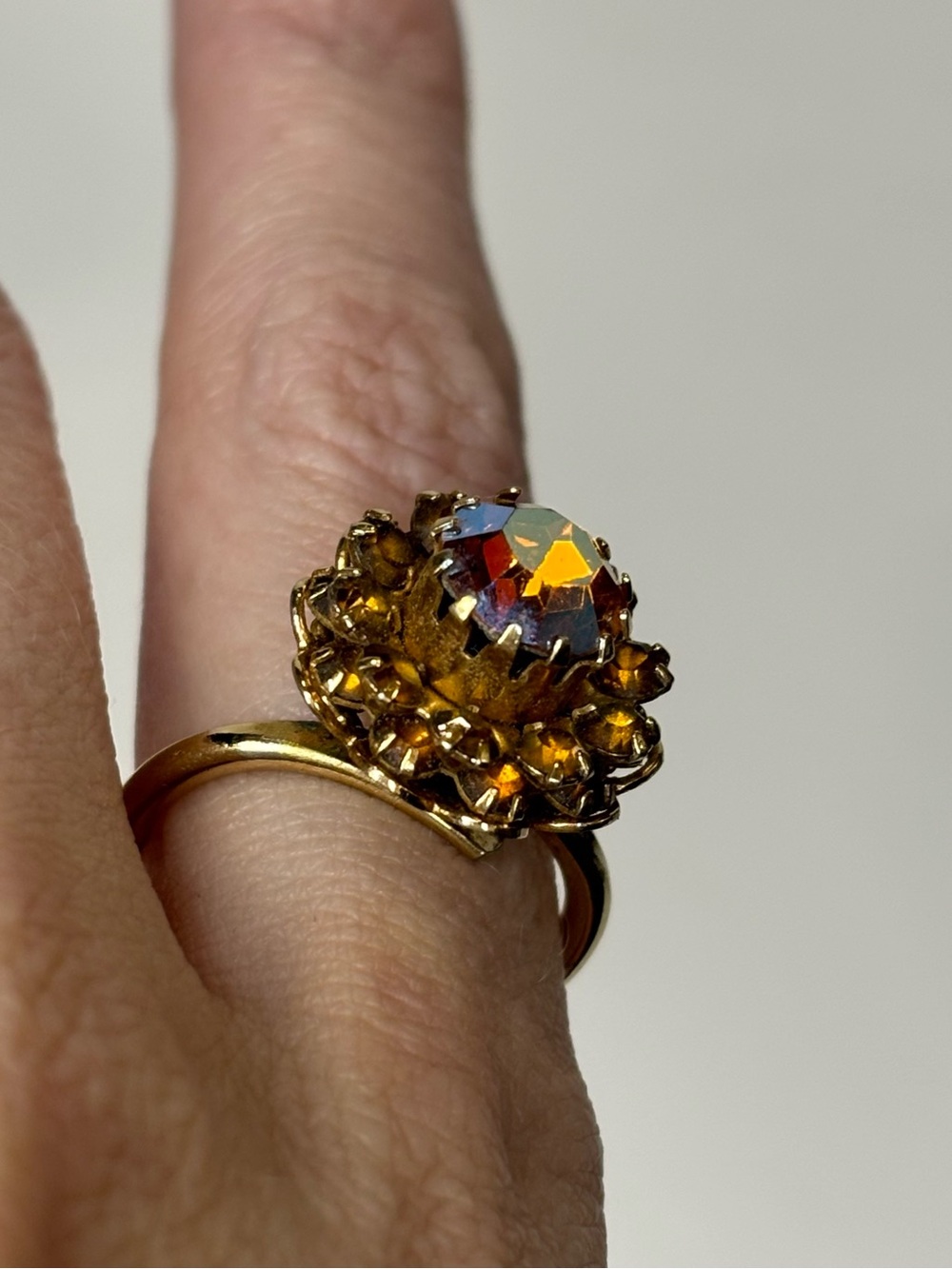 Vintage Sarah Coventry amber multi layer adjustable gold tone ring